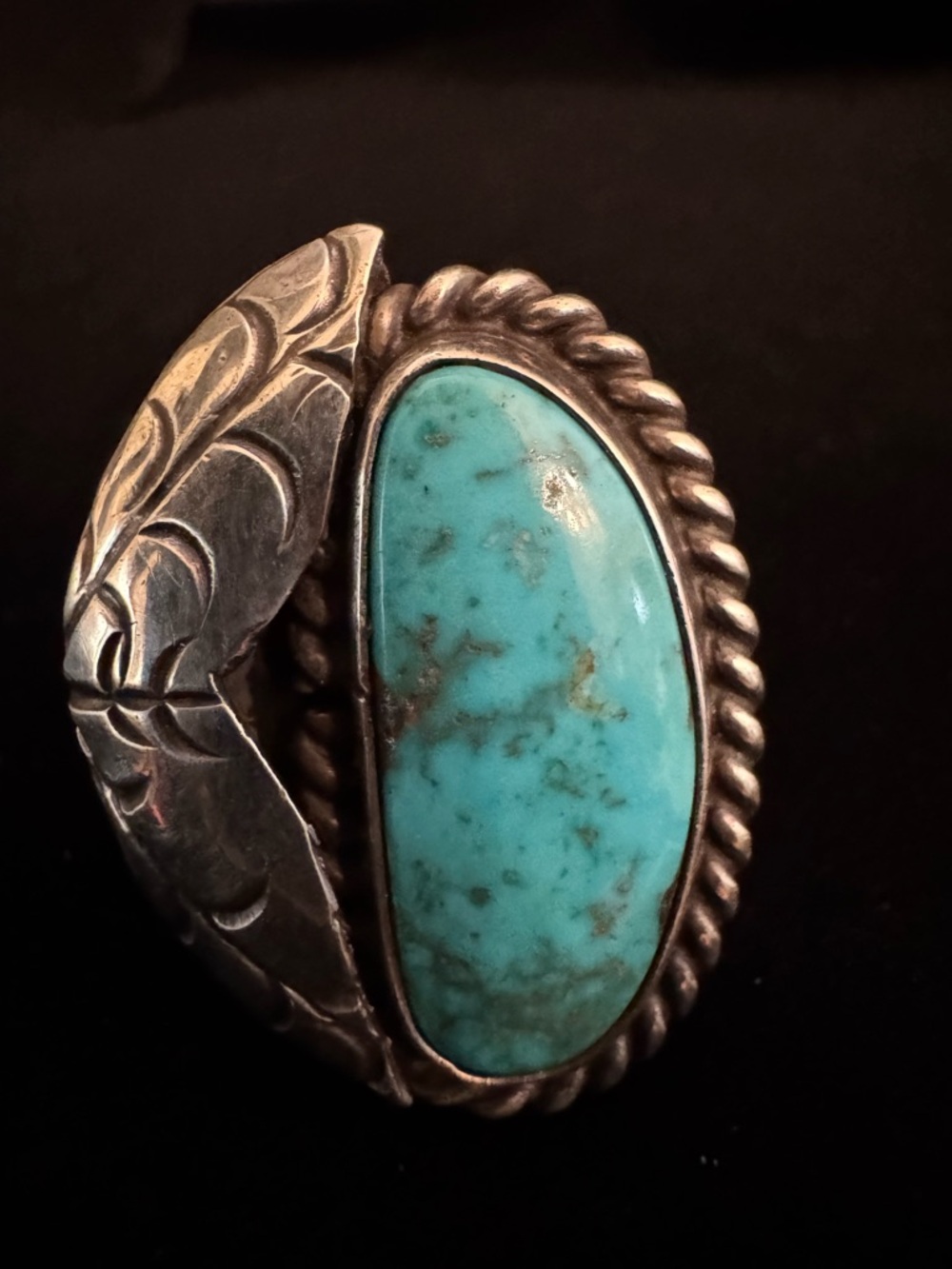 Sterling Silver genuine Turquoise Statement Ring‎ - native American made Navajo